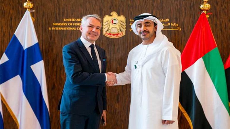 عبدالله بن زايد يستقبل