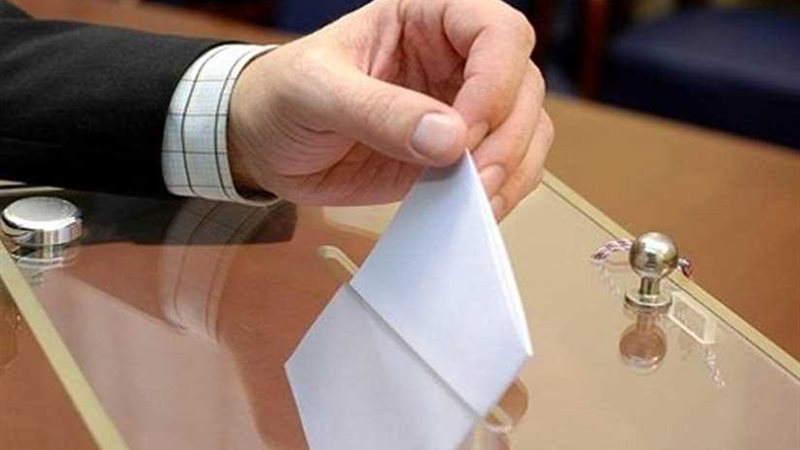 وصول بعثة كندية لمراقبة