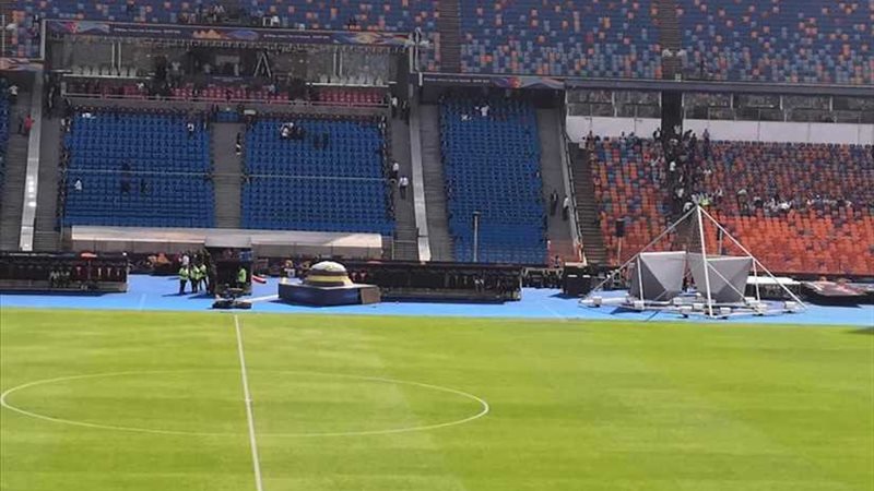 بالصور.. استاد القاهرة