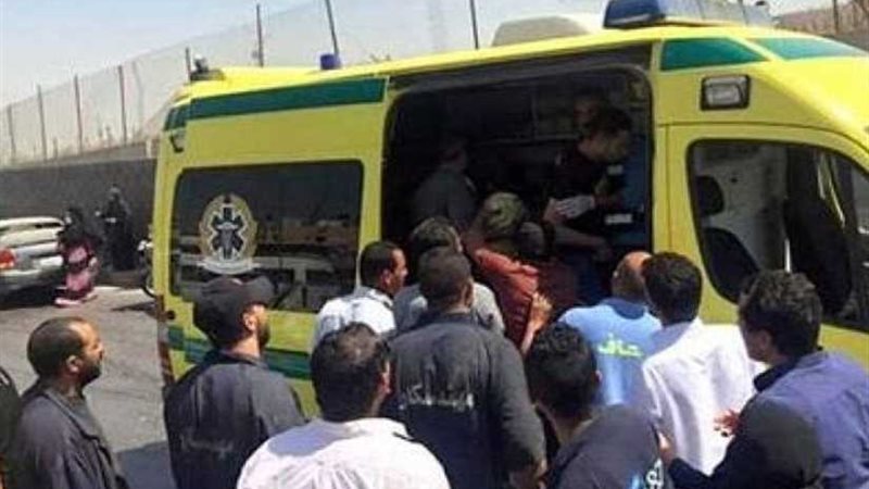 مصرع شخص وإصابة 4