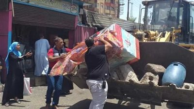 محافظ أسيوط: تنفيذ حملة مكبرة لإزالة الإشغالات والتعديات بموقف سيارات الأجرة بالأزهر