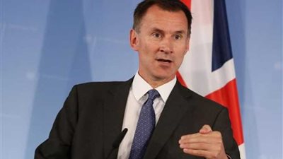 وزير الخارجية البريطاني يهدد إيران برد مدروس وقوي