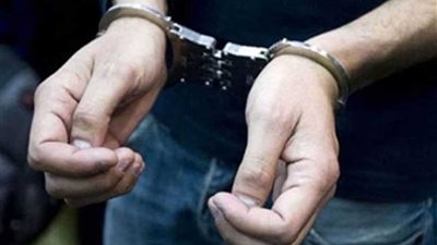 ضبط مسجل طعن بائعة مناديل بسلاح أبيض بالموسكي