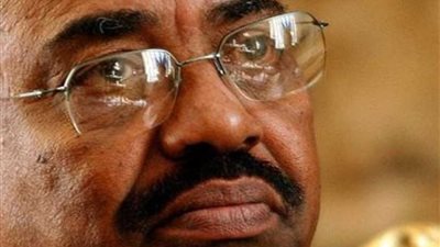 صحيفة: محكمة ترفض تسلم ملف البشير وتعيده إلى النيابة