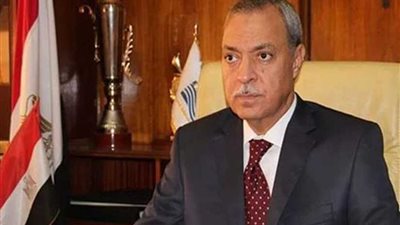 محافظ قنا يزف بشري للمواطنين