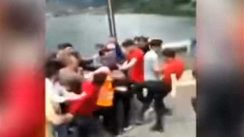 ضرب مبرح لسياح عراقيين