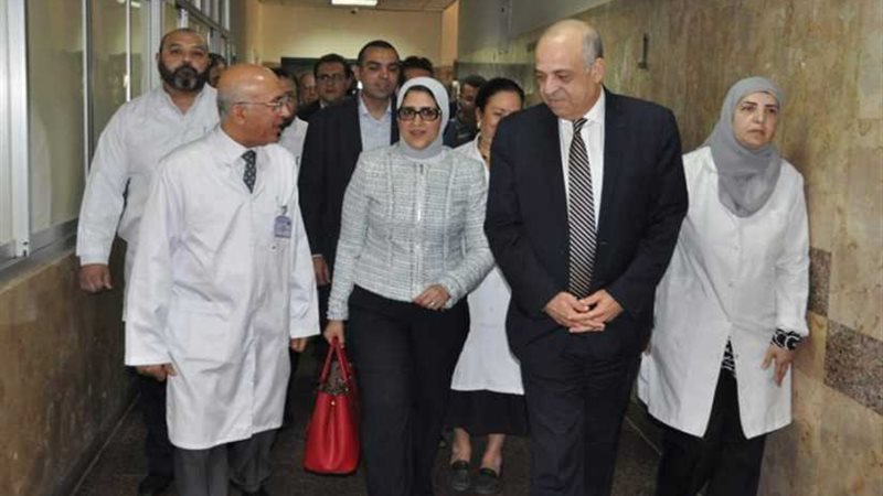 وزيرة الصحة تفتتح