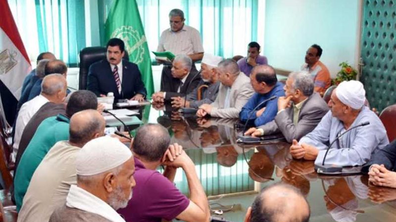 محافظ القليوبية يلتقي