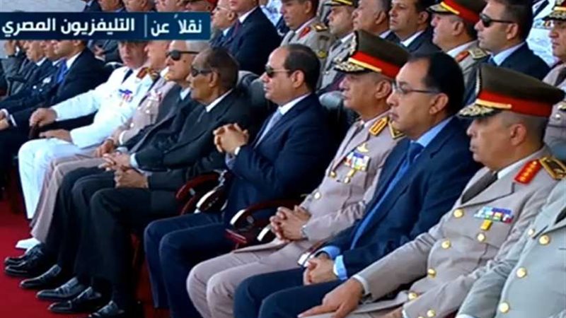 السيسي يشهد حفل تخريج