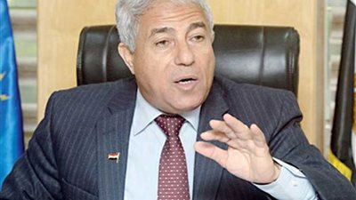 محافظ أسوان: إقامة مائدة طعام مستديمة للأسر الأكثر احتياجا