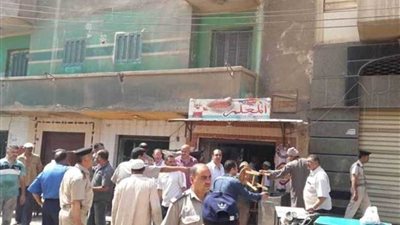 تنفيذ الإخلاء الإداري لعقار آيل للسقوط بميت غمر