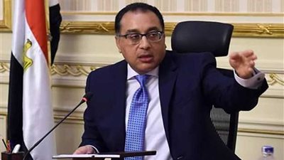 رئيس الوزراء يتابع موقف تنفيذ مشروع تطوير محور المحمودية بالإسكندرية