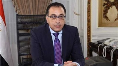 رئيس الوزراء: الحكومة تعمل على تحسين الخدمات للمواطنين