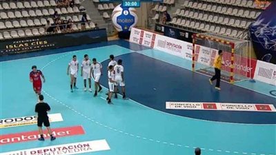 عاجل: تفوق النرويج على فراعنة اليد 12-14 في الشوط الاول بمونديال الشباب