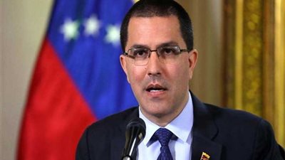 كاراكاس تعتبر العقوبات الأمريكية الجديدة تجويعا للفنزويليين