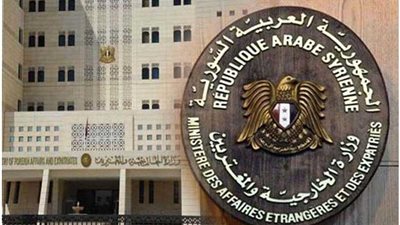 سوريا تستنكر استمرار التدخل الأمريكي الهدام وتؤكد: الشعب السوري لن يسمح بالتطاول على سيادة بلده