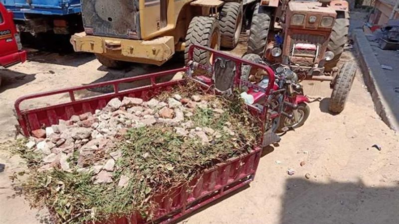 ضبط تروسيكل يُلقي