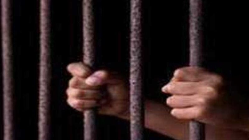 حبس المتهم بإضرام