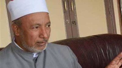 أمين دعوة الأزهر السابق: لا يجوز الأضحية بالأغنام التي تأكل من القمامة إلا بشرط .. فيديوجراف