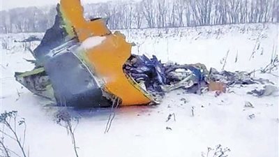 مقتل شخصين في حادث سقوط طائرة بالقرب من موسكو