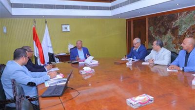 وزير النقل يتابع آخر الإجراءات الخاصة بتشغيل معهد تكنولوجيا السكك الحديد
