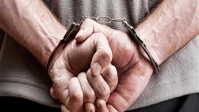 القبض على عاطل وبحوزته كيلو بانجو وسلاح نارى بشبين القناطر