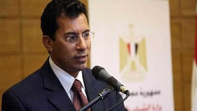 وزير الرياضة يهنئ منتخب اليد ببرونزية المونديال.. ويصرف مكافآت للاعبين