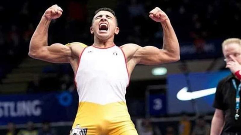 تأهل 4 لاعبين مصريين