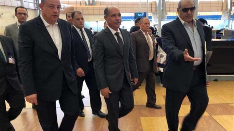 وزير الطيران المدنى