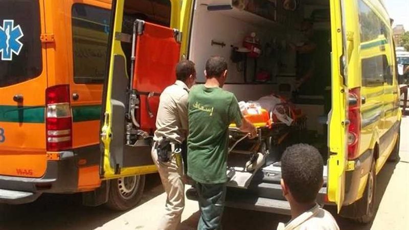 إصابة ضابط و3 أفراد