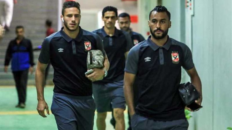 بالصور.. الأهلي يصل