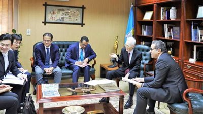 وزير الآثار يستقبل سفير اليابان بالقاهرة