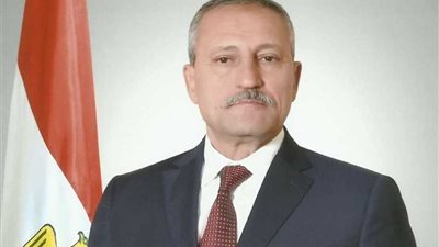 محافظ الإسماعيلية يعتمد نتائج امتحانات الدور الثانى للشهادة الإعدادية