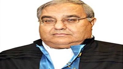 رئيس الدستورية يهنئ رئيس النقض