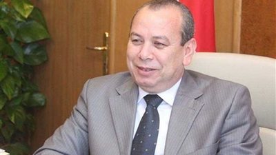 محافظ كفر الشيخ يحيل تقرير الرقابة الإدارية بشأن مخالفات بعض المزارع السمكية للنيابة