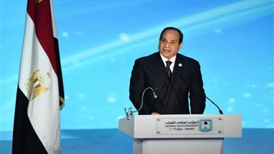 الرئيس السيسي يشهد حفل تخريج الدفعة الأولى من البرنامج الرئاسي لتأهيل الشباب الأفريقي