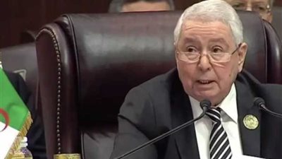 الرئيس الجزائري يعين محافظا جديدا للطاقة للذرية