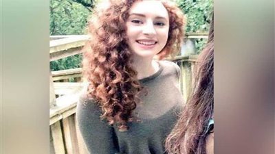 الموت في سبيل العلم.. سقطت من طائرة في جبال مدغشقر (صور)