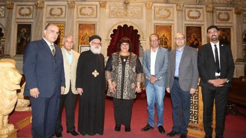 وزير الثقافة والأب