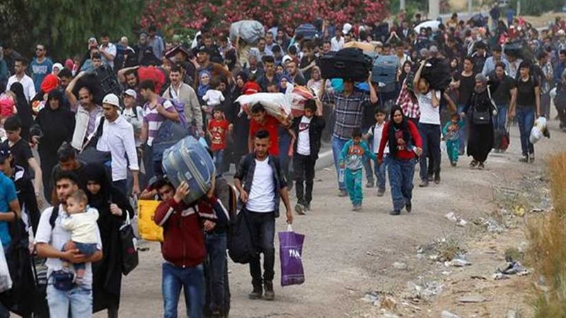 عودة أكثر من ألف