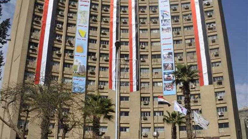 بدء الكشف الطبي لحكام