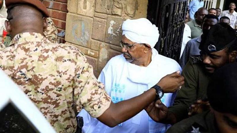 تأجيل محاكمة الرئيس