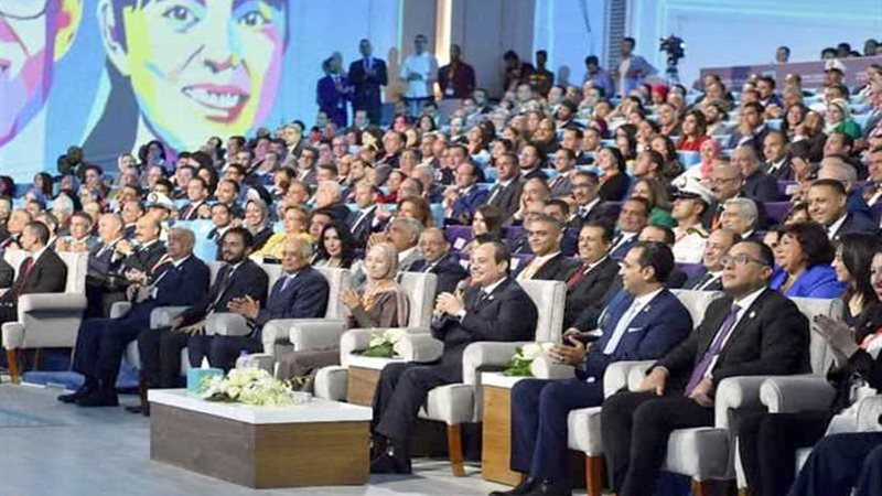 الرئيس السيسي يشهد