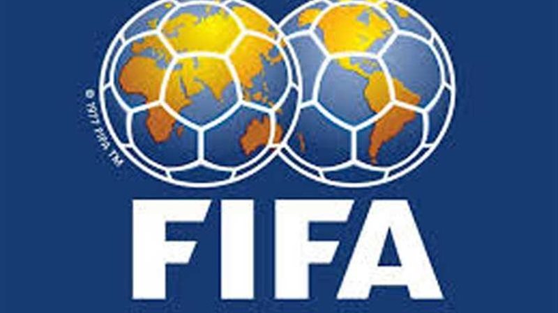 الفيفا ييرشح 12 لجائزة