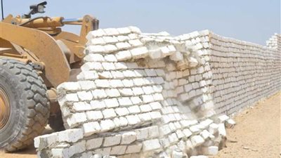 استرداد 20 ألفاً و310 أفدنة أراضي دولة ببني سويف