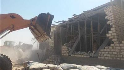 إزالة التعديات ضمن الموجة الـ13 وإزالة 55 حالة تعدٍّ واسترداد 1000 متر و2175 فدانا بالقوصية