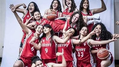 وزير الرياضة يهنئ منتخب ناشئات السلة بالتأهل لكأس العالم