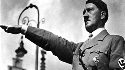 هتلر يغزو إيطاليا بعد 84عاماً من رحيله (صور)