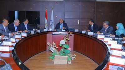 النقل: طرح الأعمال الاستشارية بمشروع ازدواج وكهربة إشارات خطوط السكة الحديد