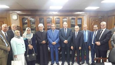 رئيس جامعة الأزهر خلال استقباله عمداء الكليات الجدد بالقاهرة والأقاليم: أبناؤنا الطلاب أمانة في أعناقنا